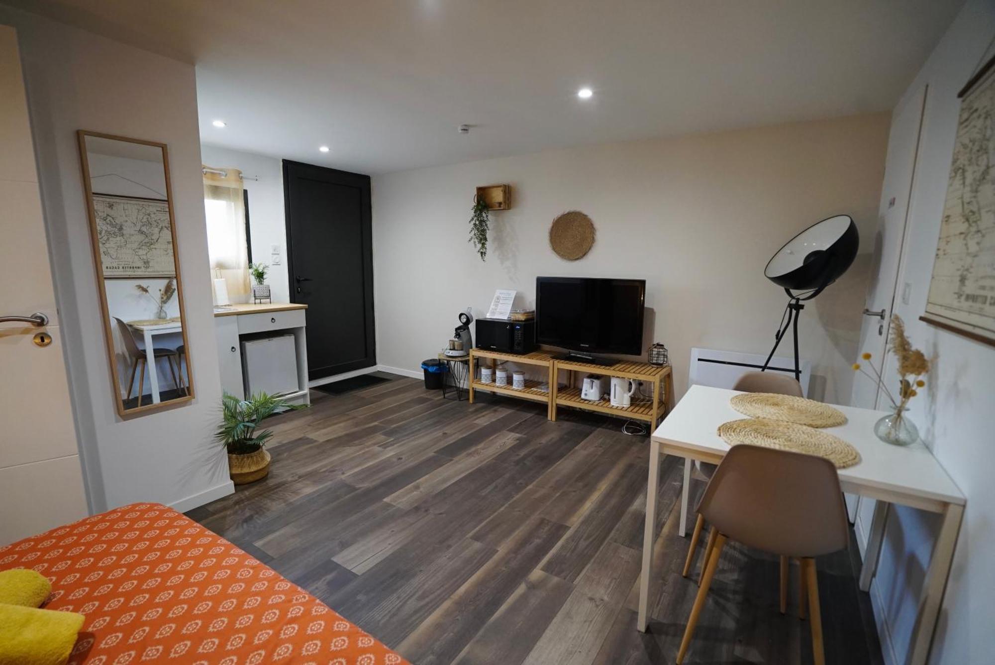 Studio Independant A 20Min Des Plages Castelnau-de-Guers 外观 照片